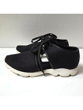 J Jill Fit Shoes 41 / 10 - 10.5 Black Mesh Cut Out Lace Up Casual Sneakers